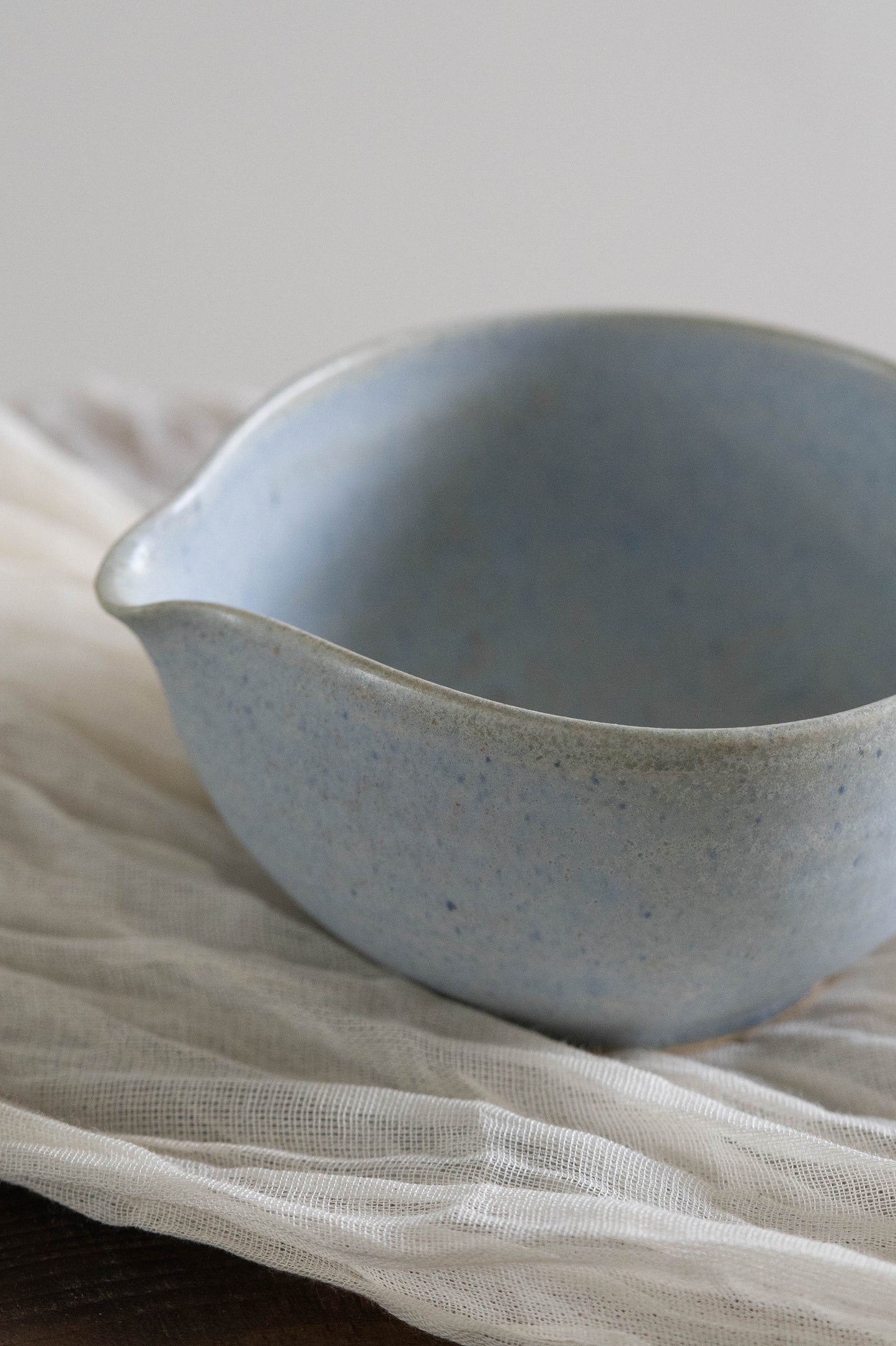 Katakuchi sprout bowl