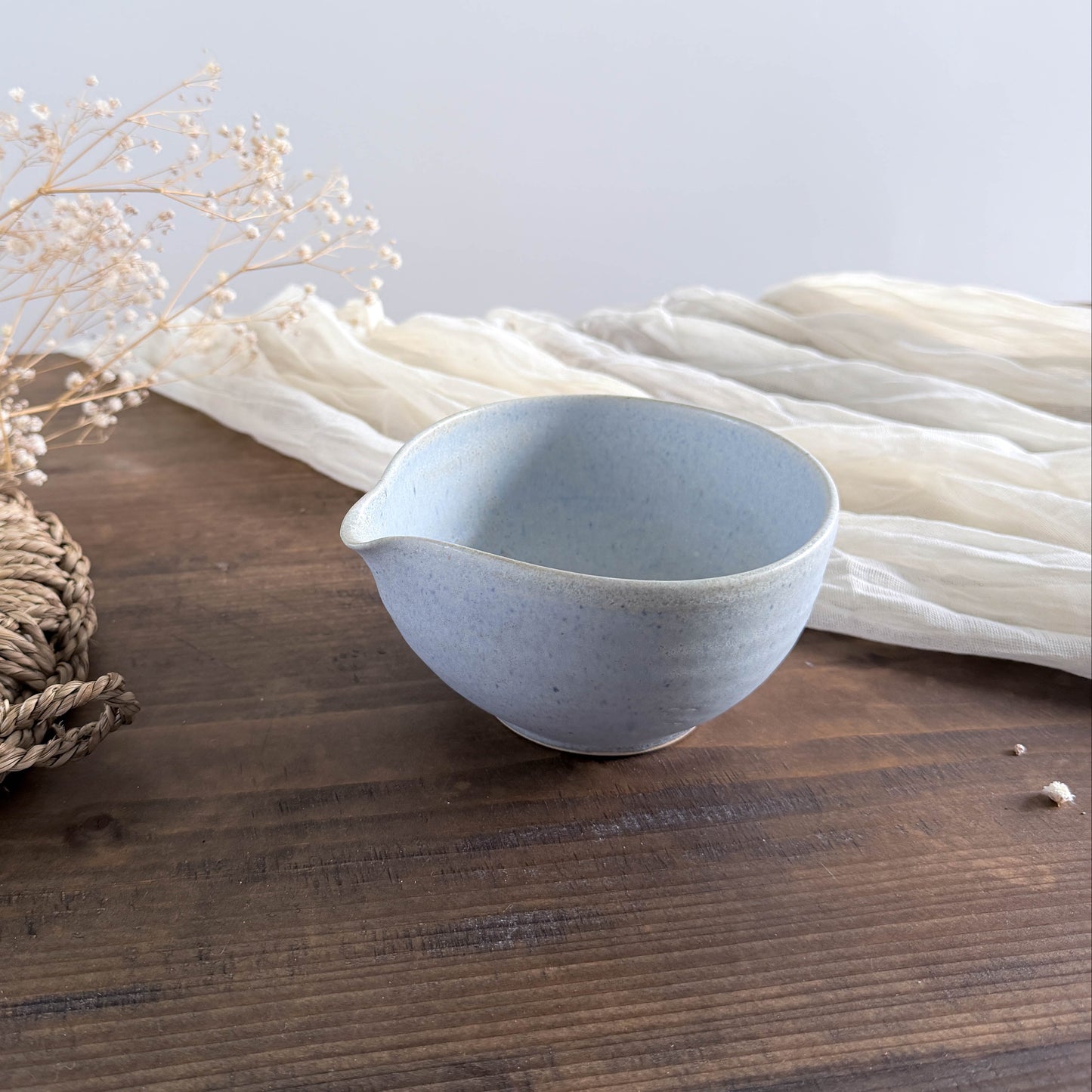 Katakuchi sprout bowl